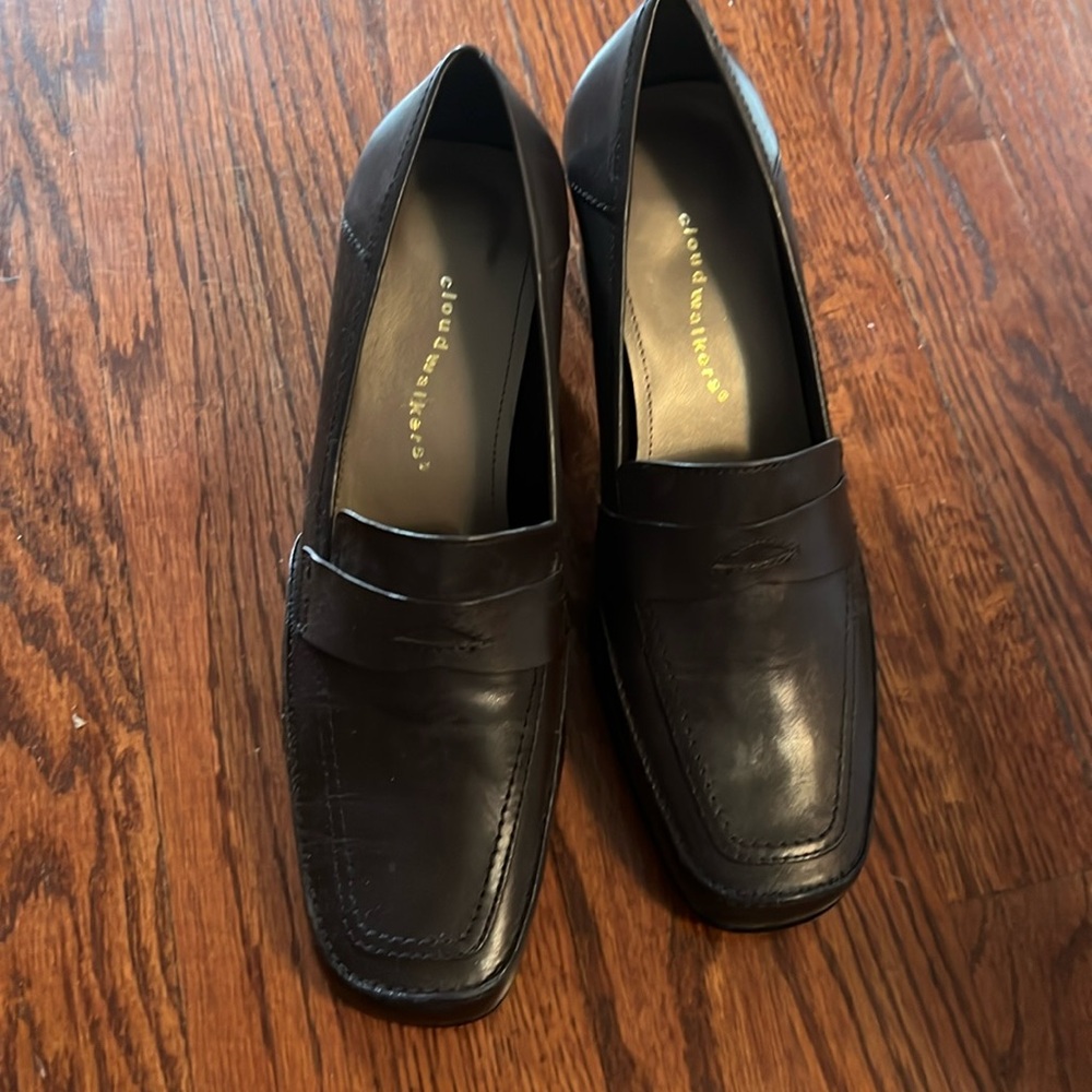 Penny Loafer Block Brown Leather Heels - WIDE